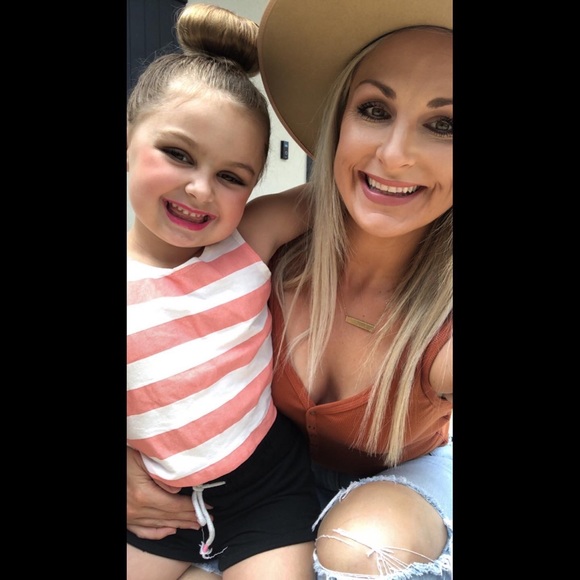 liv051190